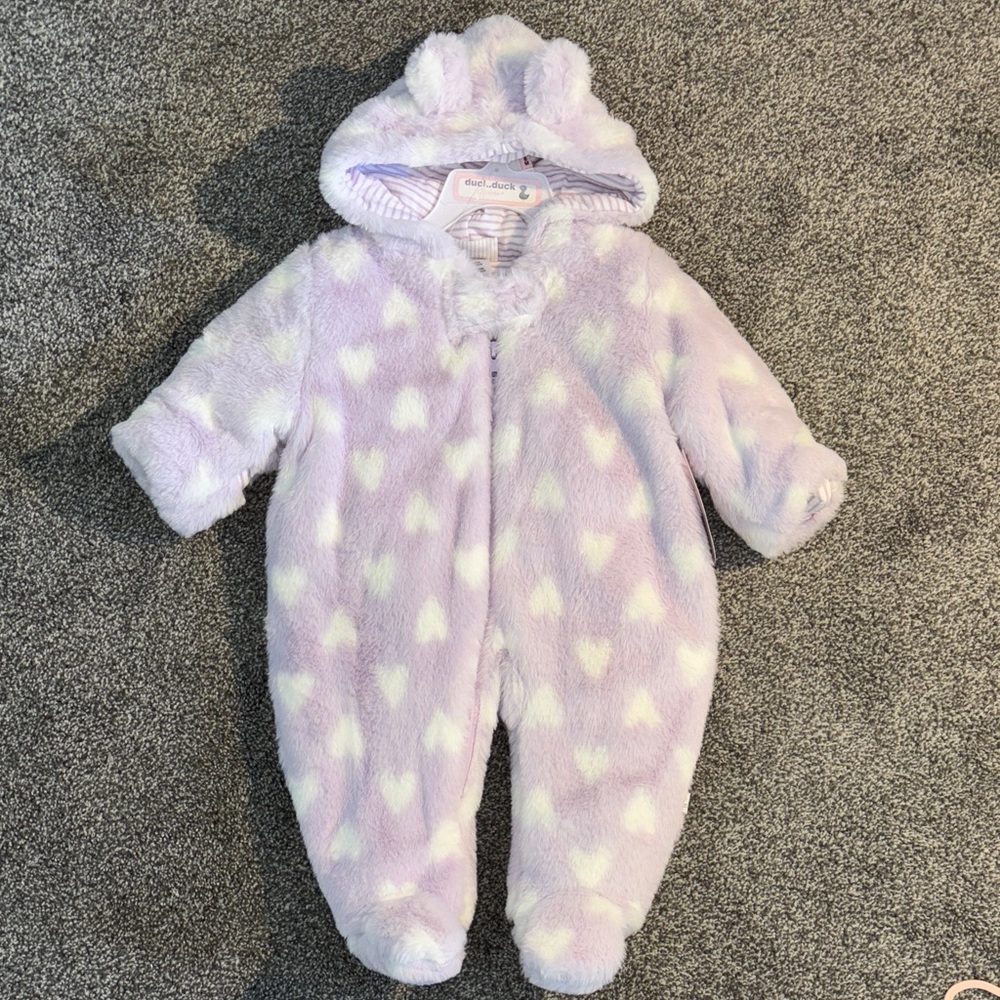 Duck duck goose Purple faux fur snowsuit footie hoodie size 3-6 Months NWT - Picture 2 of 8